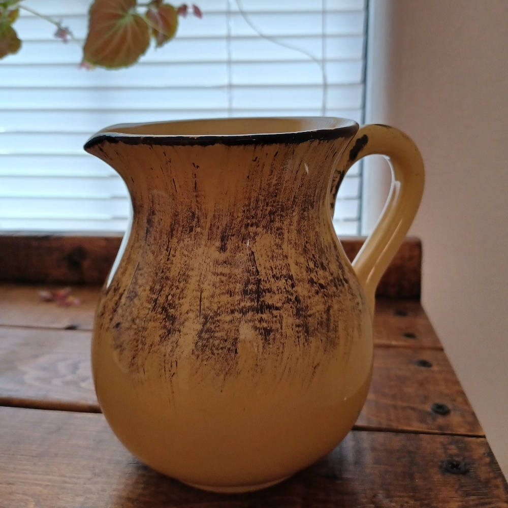 Pitcher Vase - Picture 2 of 10